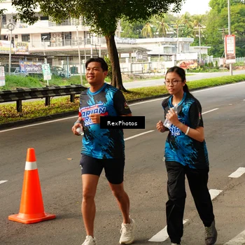 Runner Photo 7674685