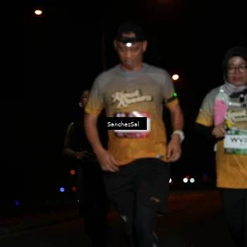 Runner Photo 7674687