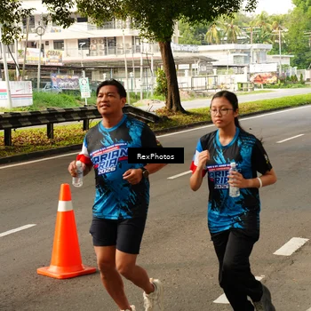 Runner Photo 7674697