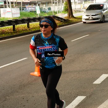Runner Photo 7674711