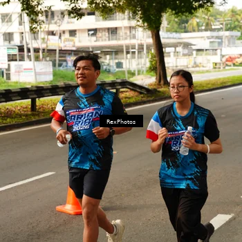 Runner Photo 7674713