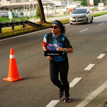 Runner Photo 7674714