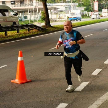 Runner Photo 7674716
