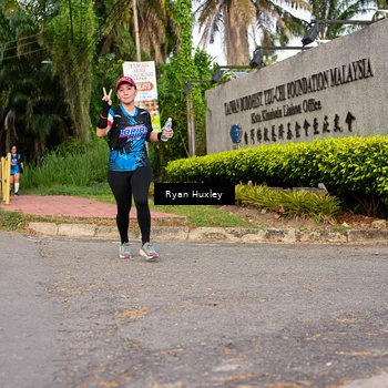 Runner Photo 7674719