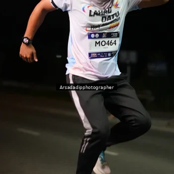 Runner Photo 7674722