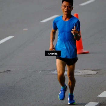 Runner Photo 7674724