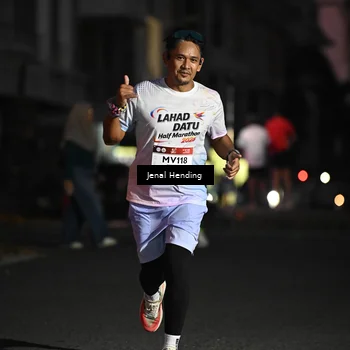 Runner Photo 7674747