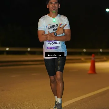 Runner Photo 7674749