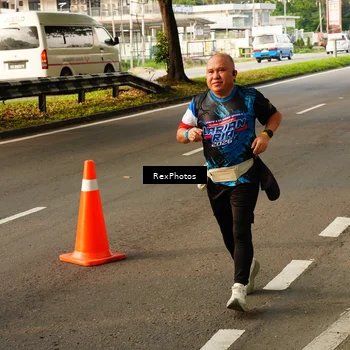 Runner Photo 7674755