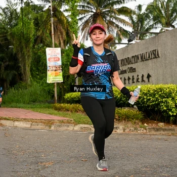 Runner Photo 7674793