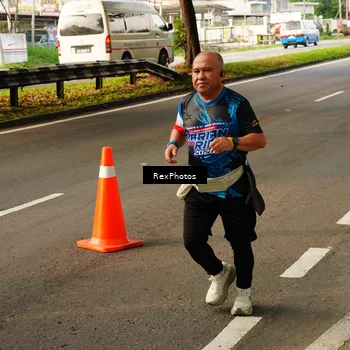 Runner Photo 7674795