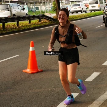 Runner Photo 7674801