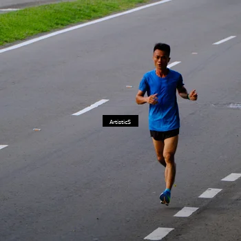 Runner Photo 7674803
