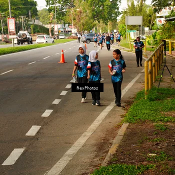 Runner Photo 7674812