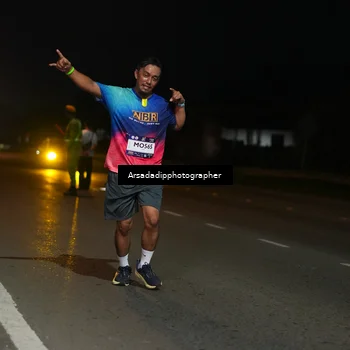 Runner Photo 7674815