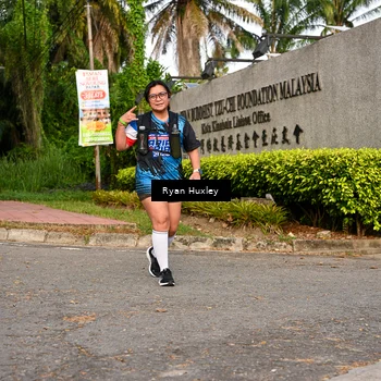 Runner Photo 7674816
