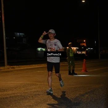 Runner Photo 7674825