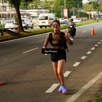 Runner Photo 7674853