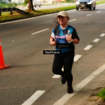 Runner Photo 7674865