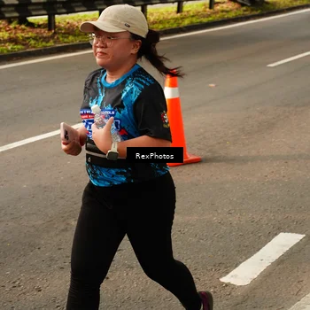 Runner Photo 7674882