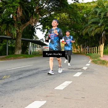 Runner Photo 7674900