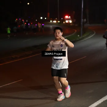 Runner Photo 7674907