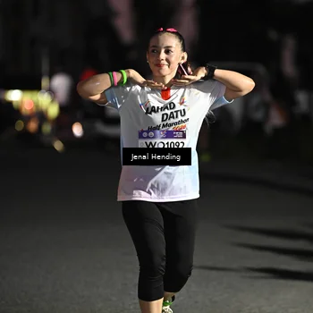 Runner Photo 7674912
