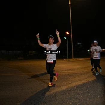 Runner Photo 7674917
