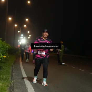 Runner Photo 7674920