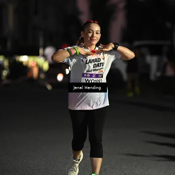 Runner Photo 7674926
