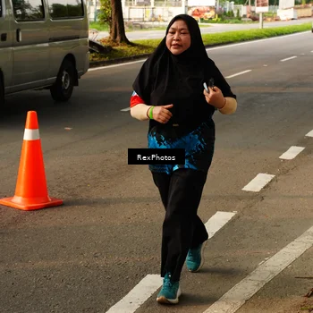 Runner Photo 7674928