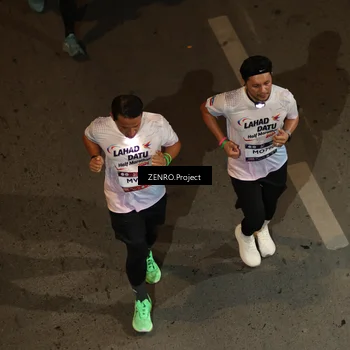 Runner Photo 7674934