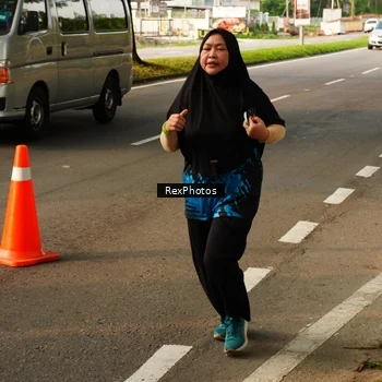 Runner Photo 7674944