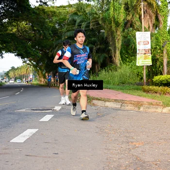 Runner Photo 7674957