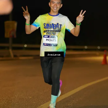 Runner Photo 7674988