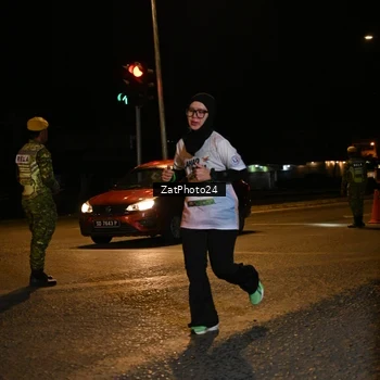 Runner Photo 7674992