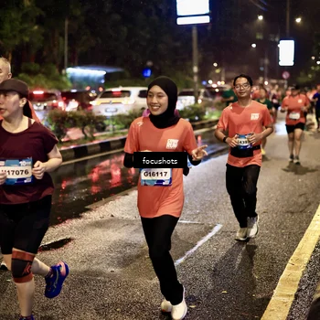 Runner Photo 7674995