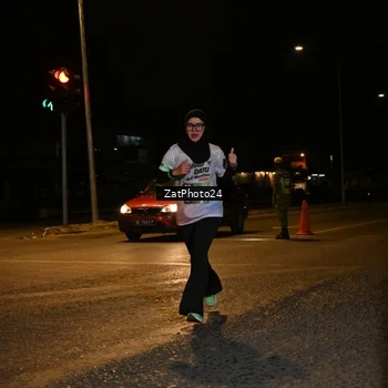 Runner Photo 7674998