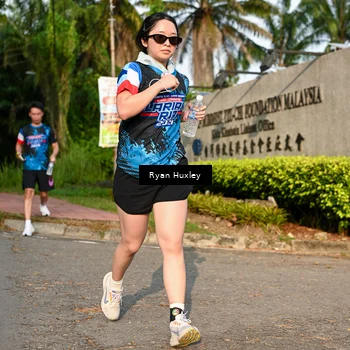 Runner Photo 7675004