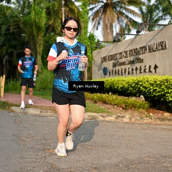 Runner Photo 7675016