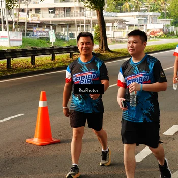 Runner Photo 7675018
