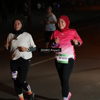 Runner Photo 7675045