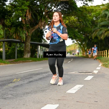 Runner Photo 7675046