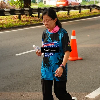 Runner Photo 7675051