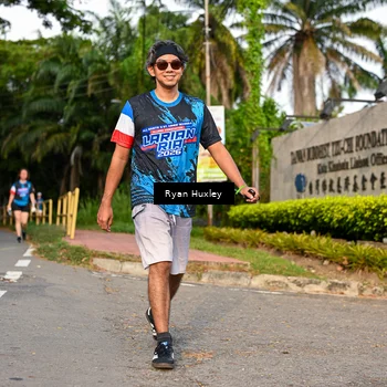 Runner Photo 7675055