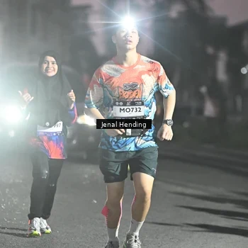 Runner Photo 7675061