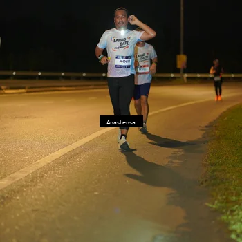 Runner Photo 7675064