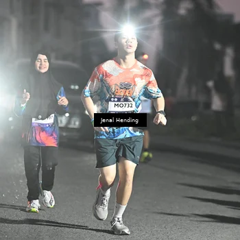 Runner Photo 7675082