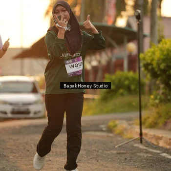 Runner Photo 7675118