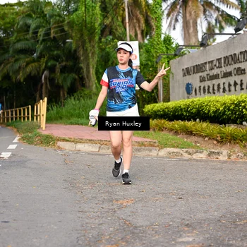 Runner Photo 7675119